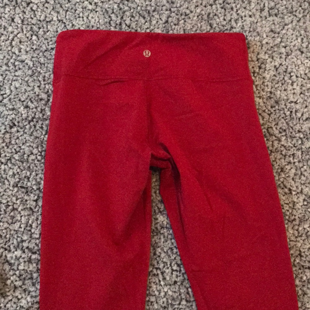 Lululemon Wunder Under Crops in Red